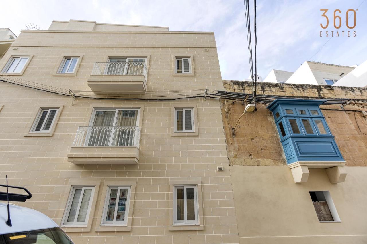 A Lovely 1Br Home With Balcony Just Off The Coast By 360 Estates Saint Julian's Екстер'єр фото